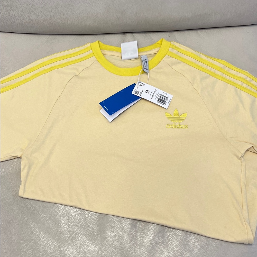 Adidas Men’s Yellow Tee NWT